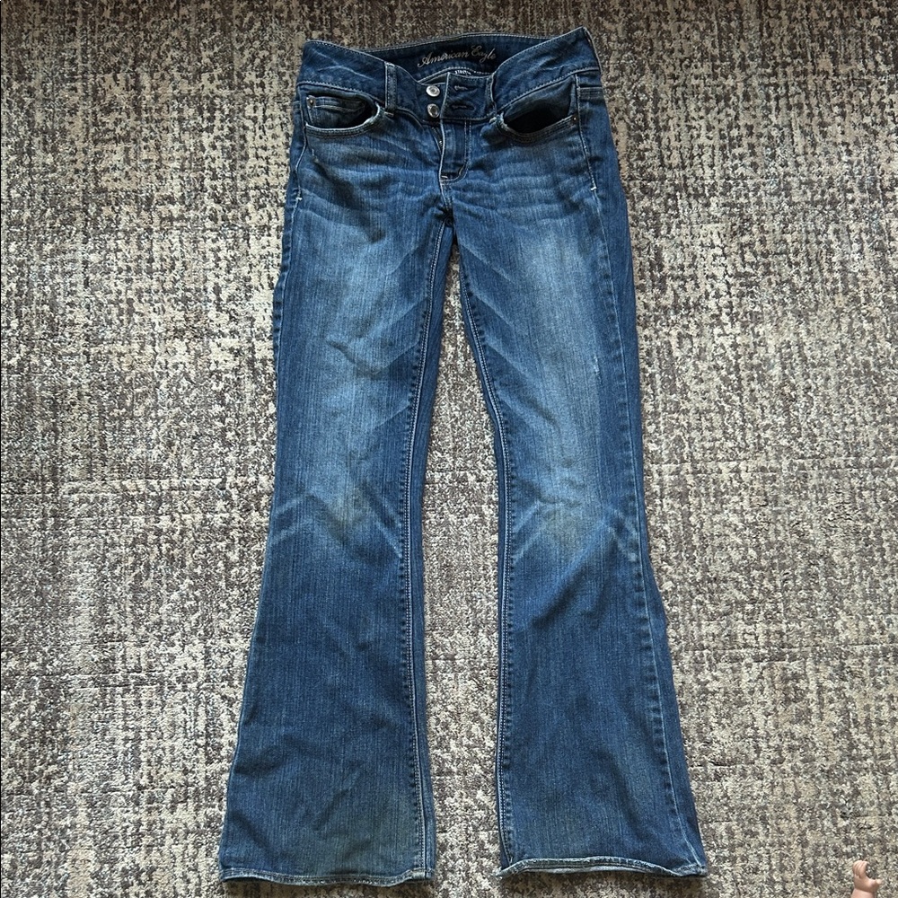 American Eagle Artist flare jean women’s size 4